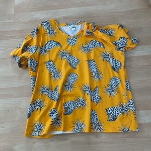 Yellow pineapple tshirt